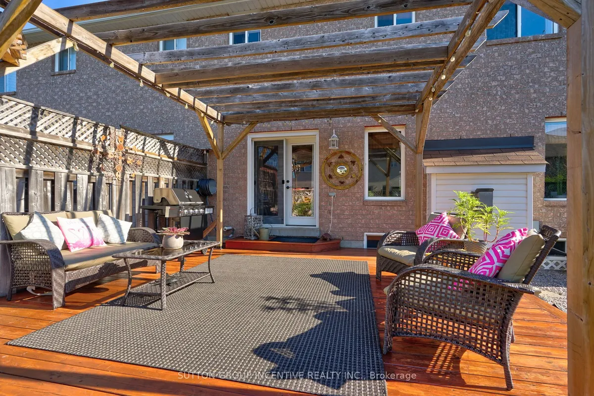 56 Weymouth Road, ON L4M 6R7