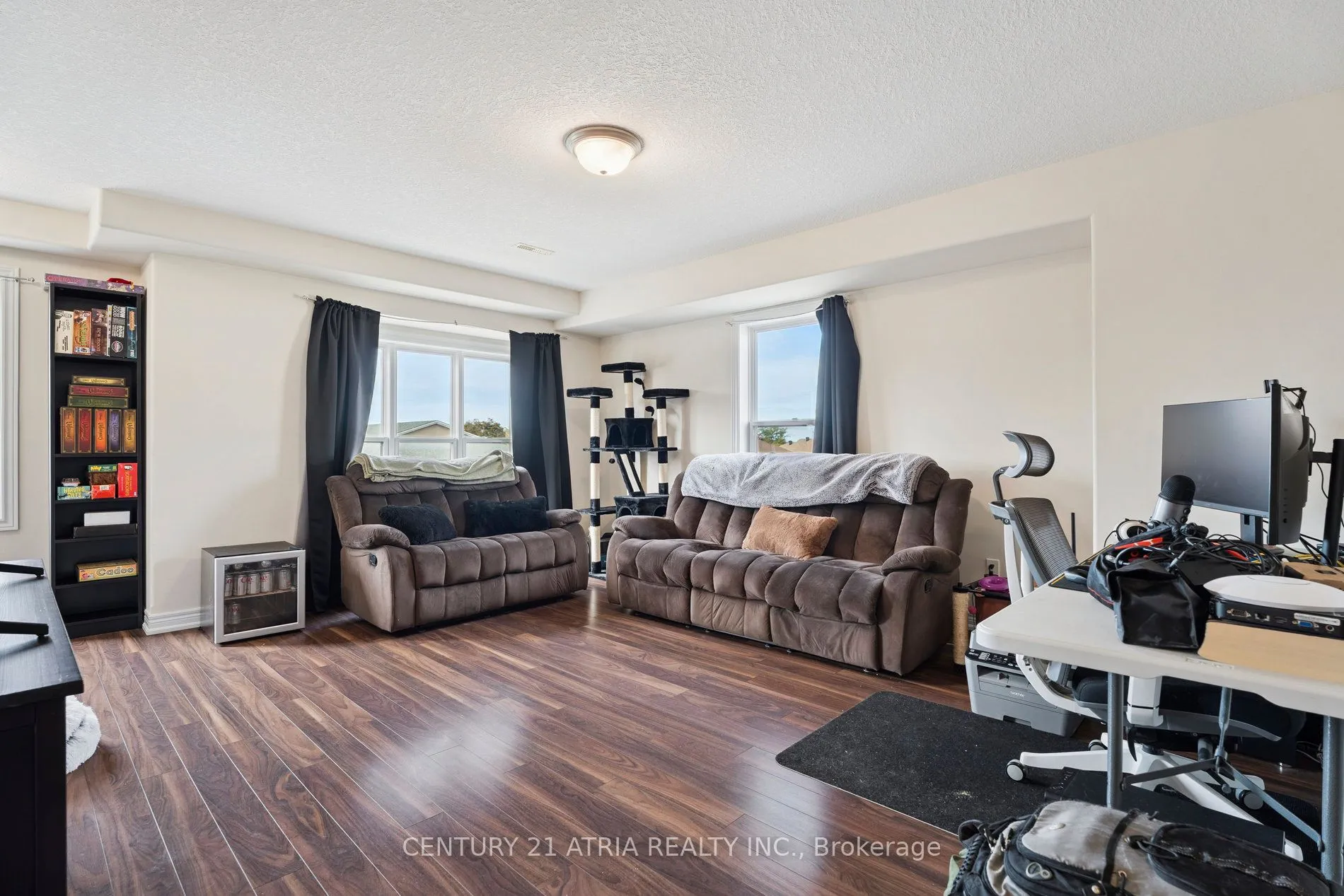 1 Leggott Avenue, ON L4M 0K7