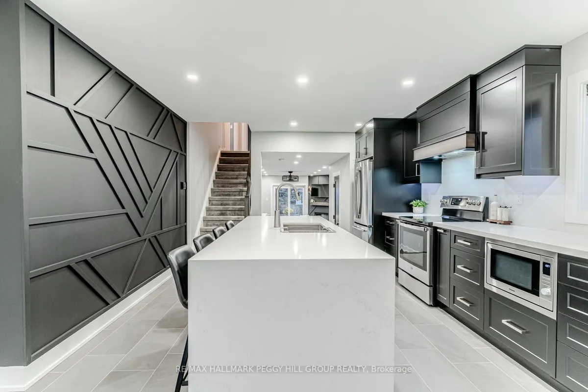 50 Downing Crescent, ON L4N 8V6