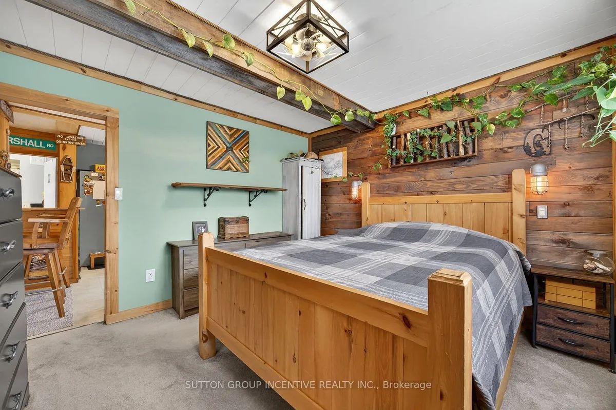 15 Playfair Drive, ON L0K 2C0