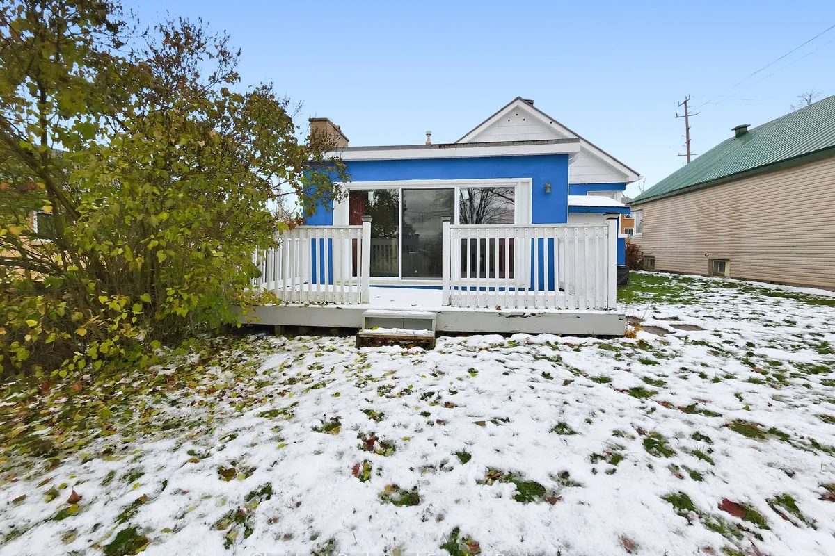 318 West Street, ON L3V 5E2