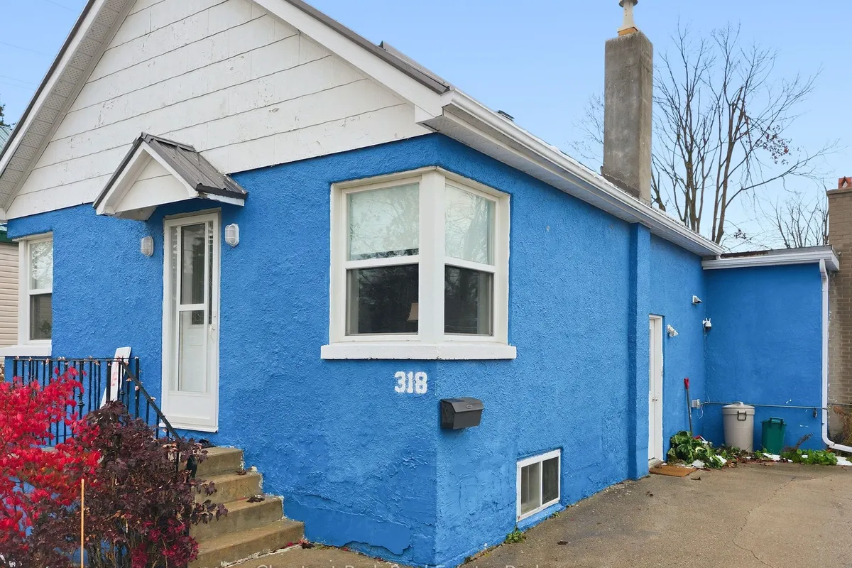 318 West Street, ON L3V 5E2