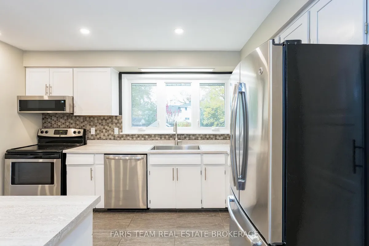 128 Rose Street, ON L4M 2T7