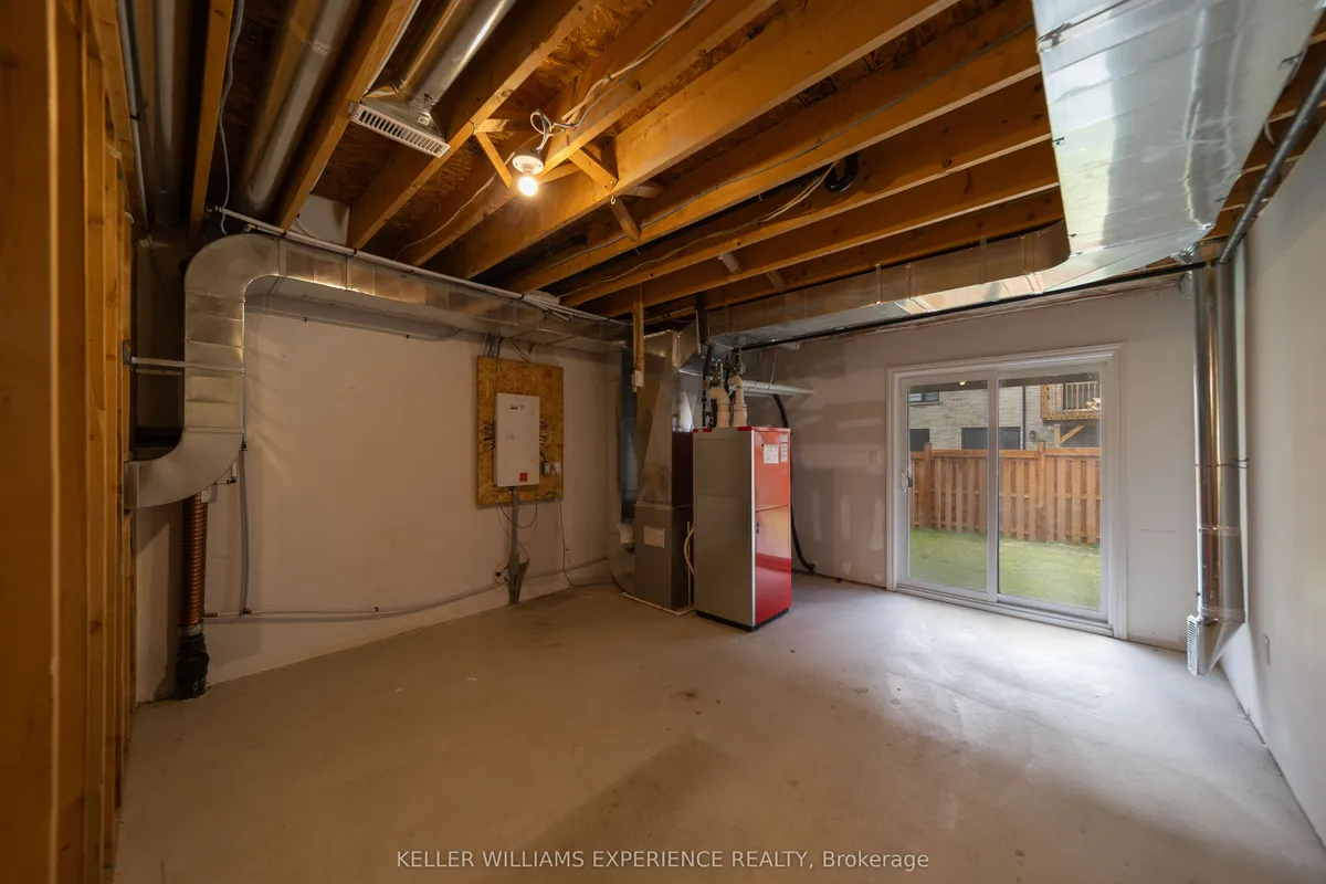 25 Tobias Lane, ON L9J 0T8