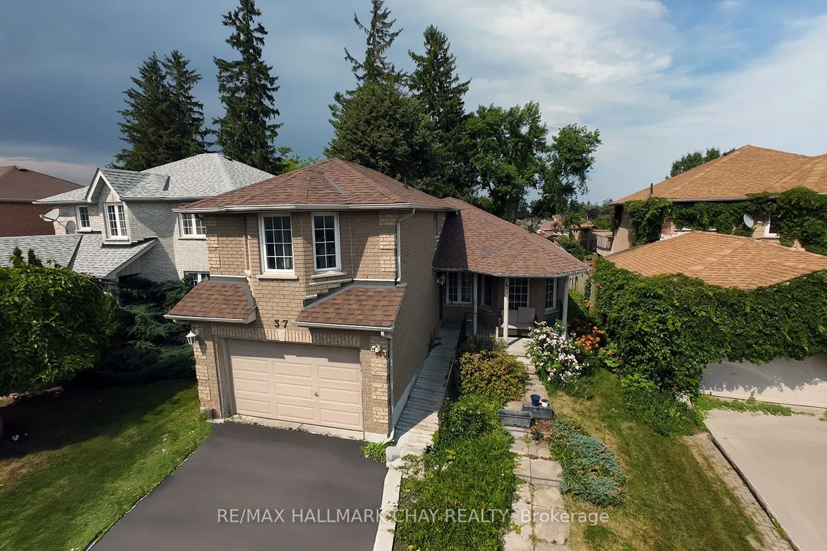 37 Loon Avenue, ON L4N 8W6