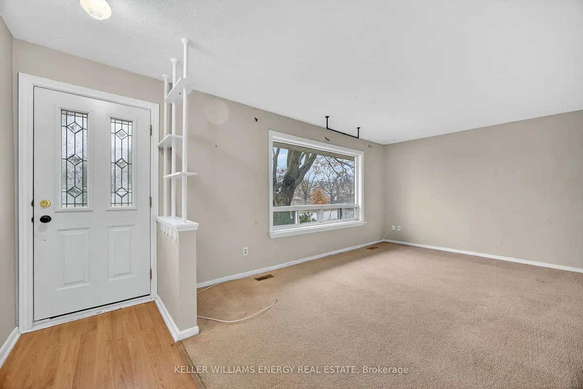 76 Rose Street, ON L4M 2T2