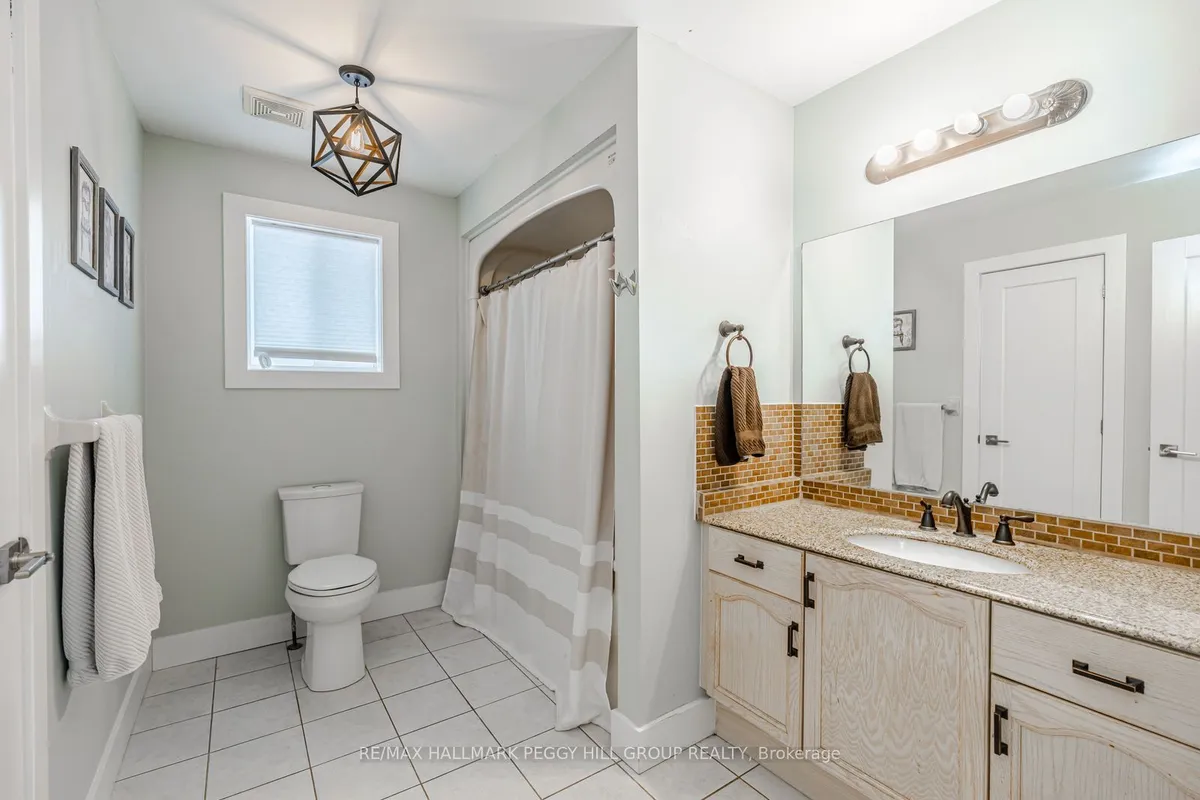 63 Mapleton Avenue, ON L4N 7L7