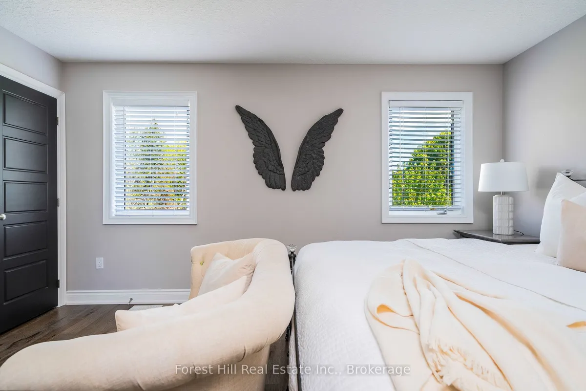 21 Marta Crescent, ON L4N 3N6