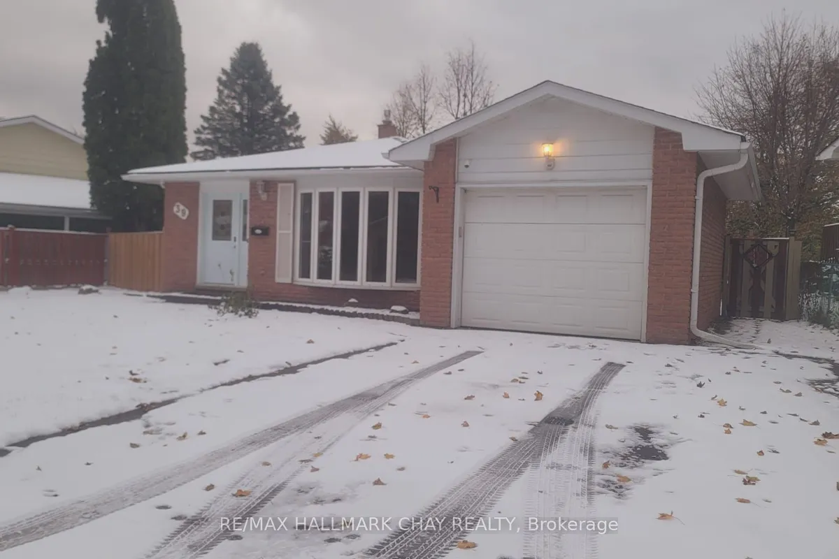 39 Bernick Drive, ON L4M 5C1