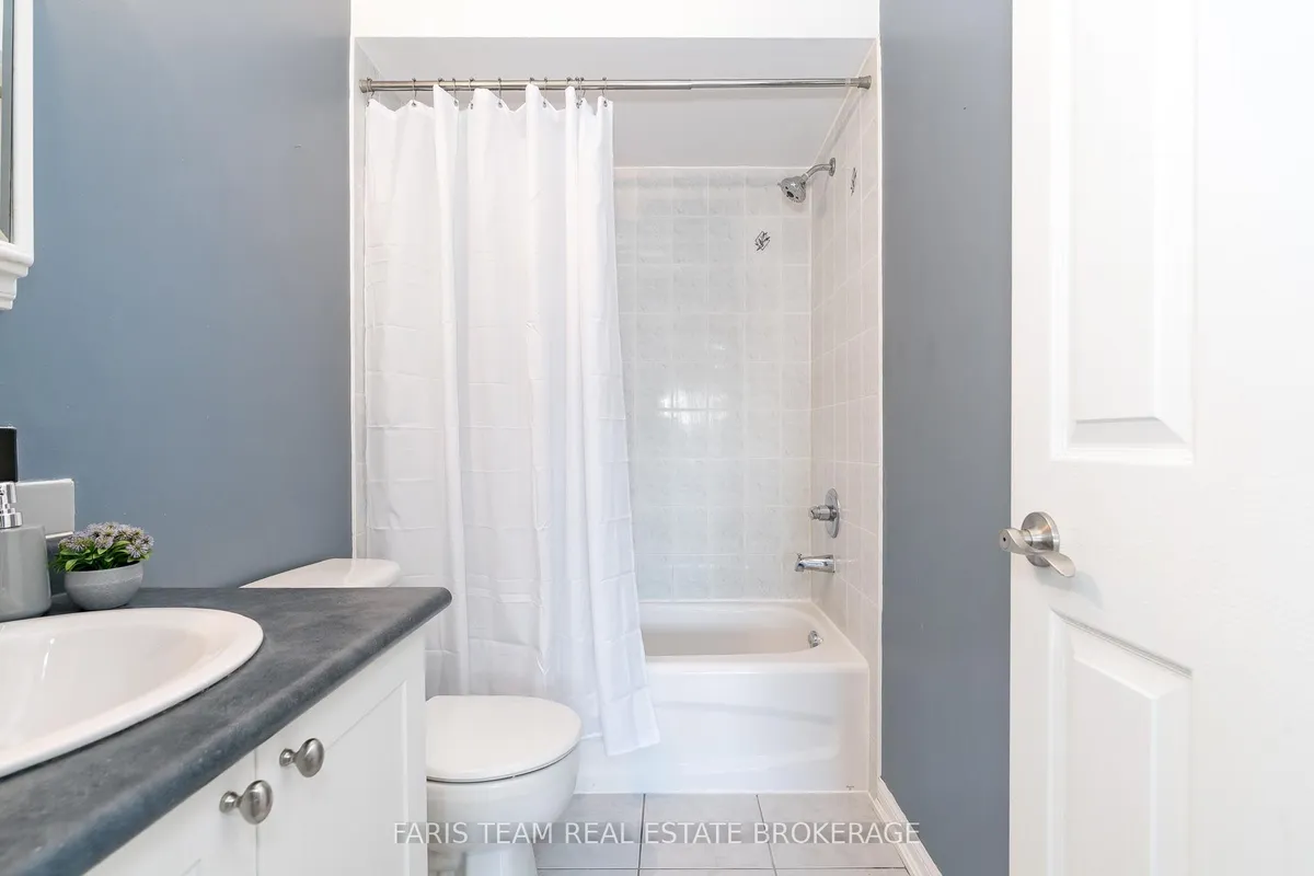 33 Bird Street, ON L4N 0X4