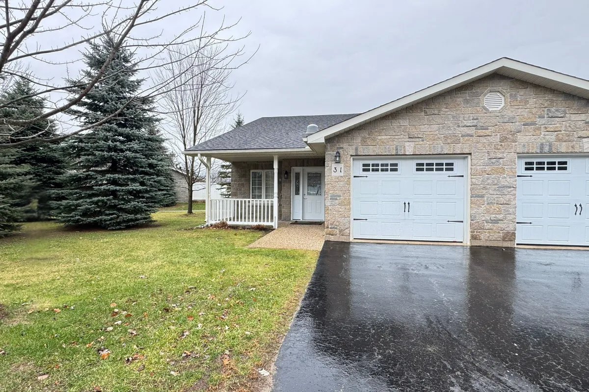 31 Garden Grove Crescent, ON L9Z 0E6