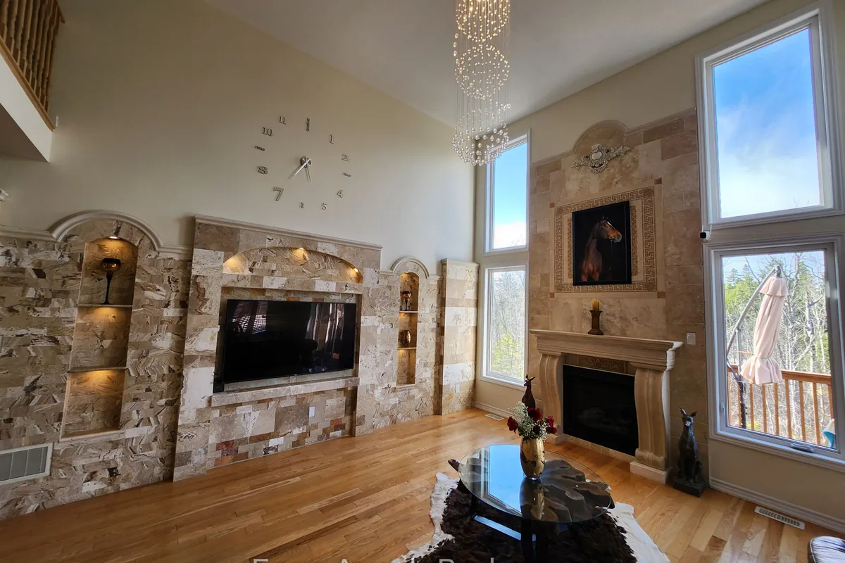 121 Allegra Drive, ON L9Z 0H5