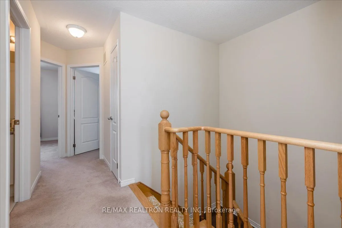 48 Portland Street, ON L9Y 0W9