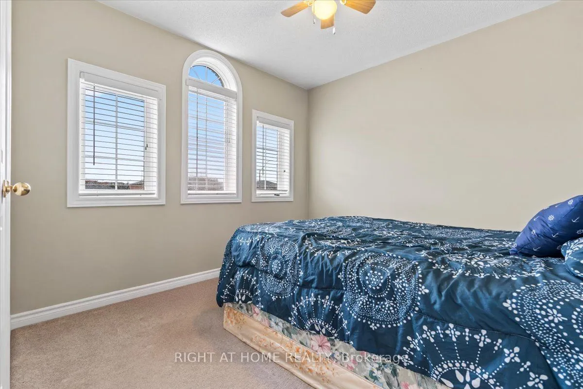 7 Michael Crescent, ON L4M 6Y9