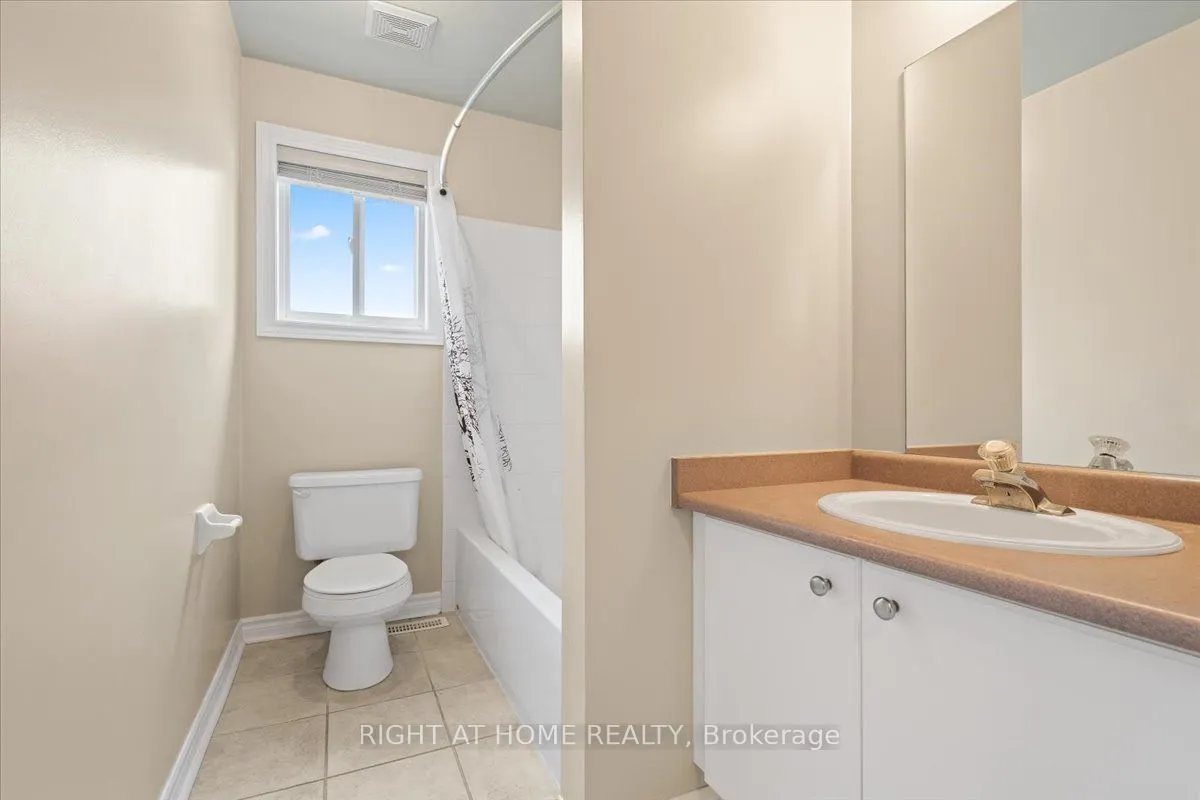 7 Michael Crescent, ON L4M 6Y9