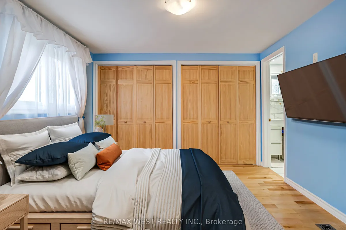 20 Corbett Drive, ON L4M 5T2