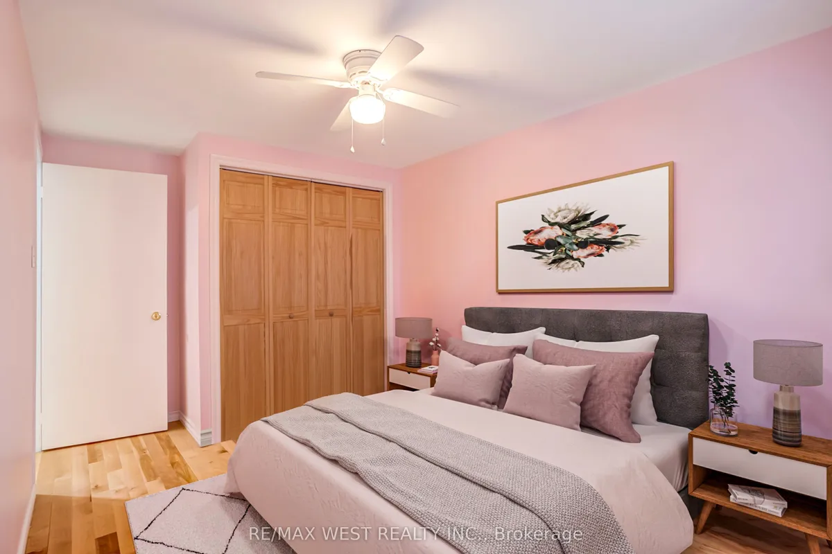 20 Corbett Drive, ON L4M 5T2