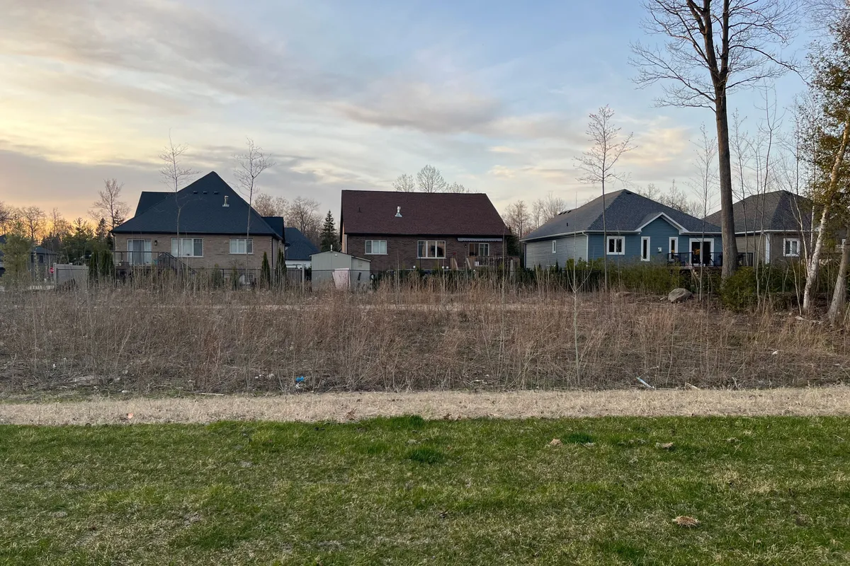 13 PT 1 Mapleside Drive, ON L9Z 3A5