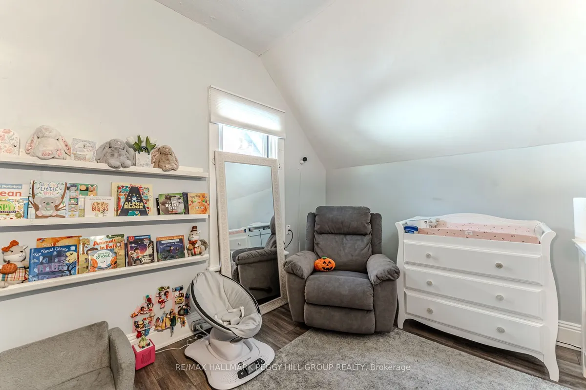 81 Innisfil Street, ON L4N 3E3