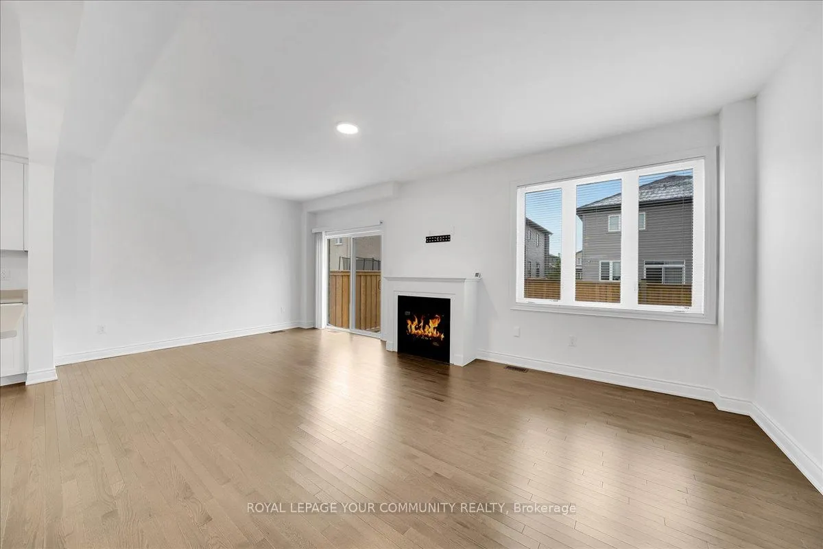 14 Lisa Street, ON L9E 0K8