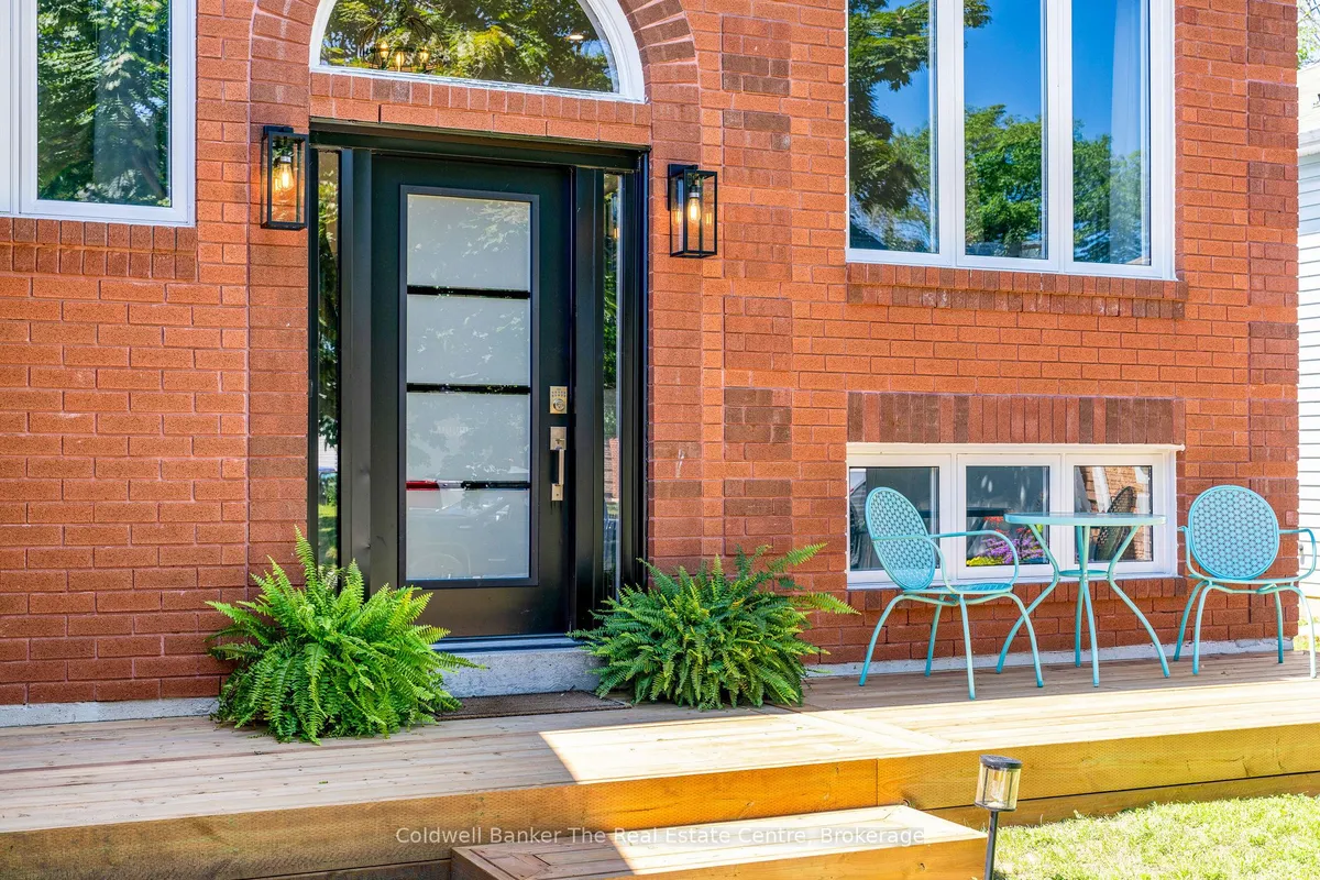 14 Langevin Drive, ON L9Z 1C6