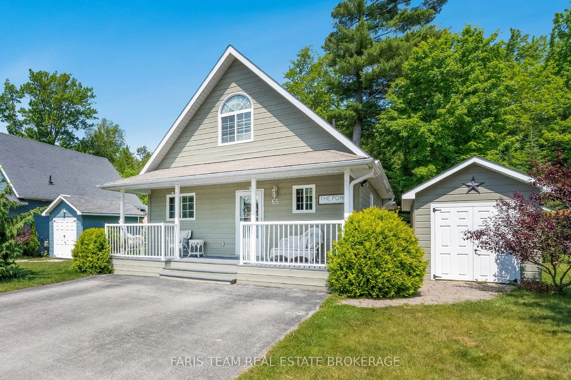 65 Madawaska Trail, ON L9Z 1X7