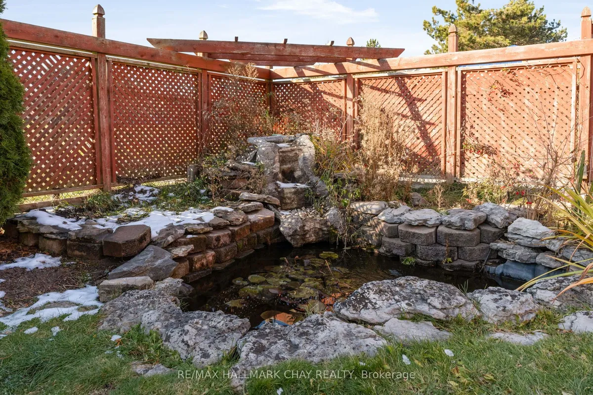 76 Hodgson Drive, ON L4N 7Z2