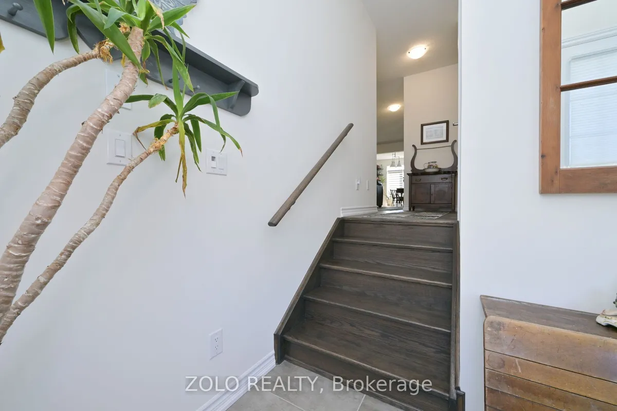 43 Simona Avenue, ON L9Z 0L3