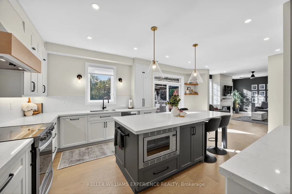 50 Regalia Way, ON L4M 7H8