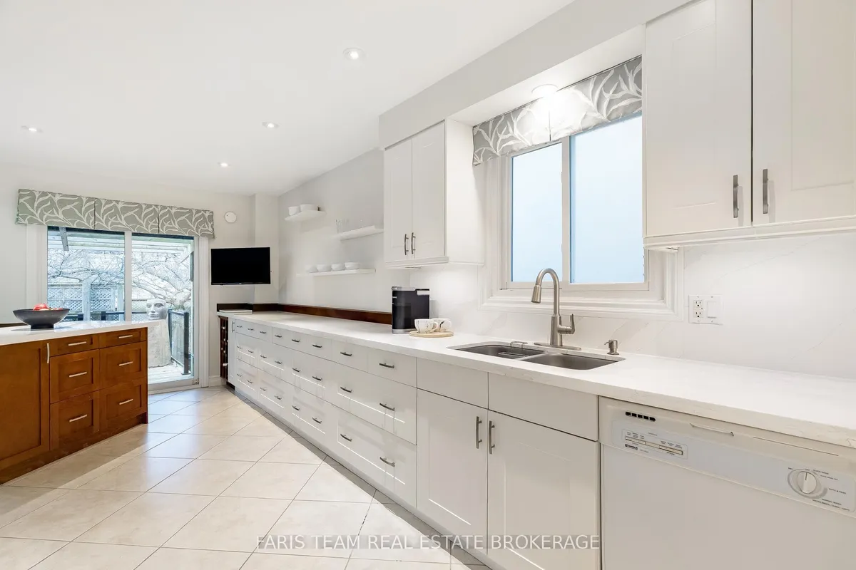 40 Orwell Crescent, ON L4N 6M6