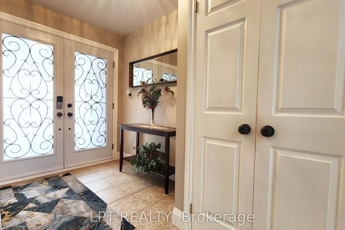 48 Maplehurst Crescent, ON L4M 4X2