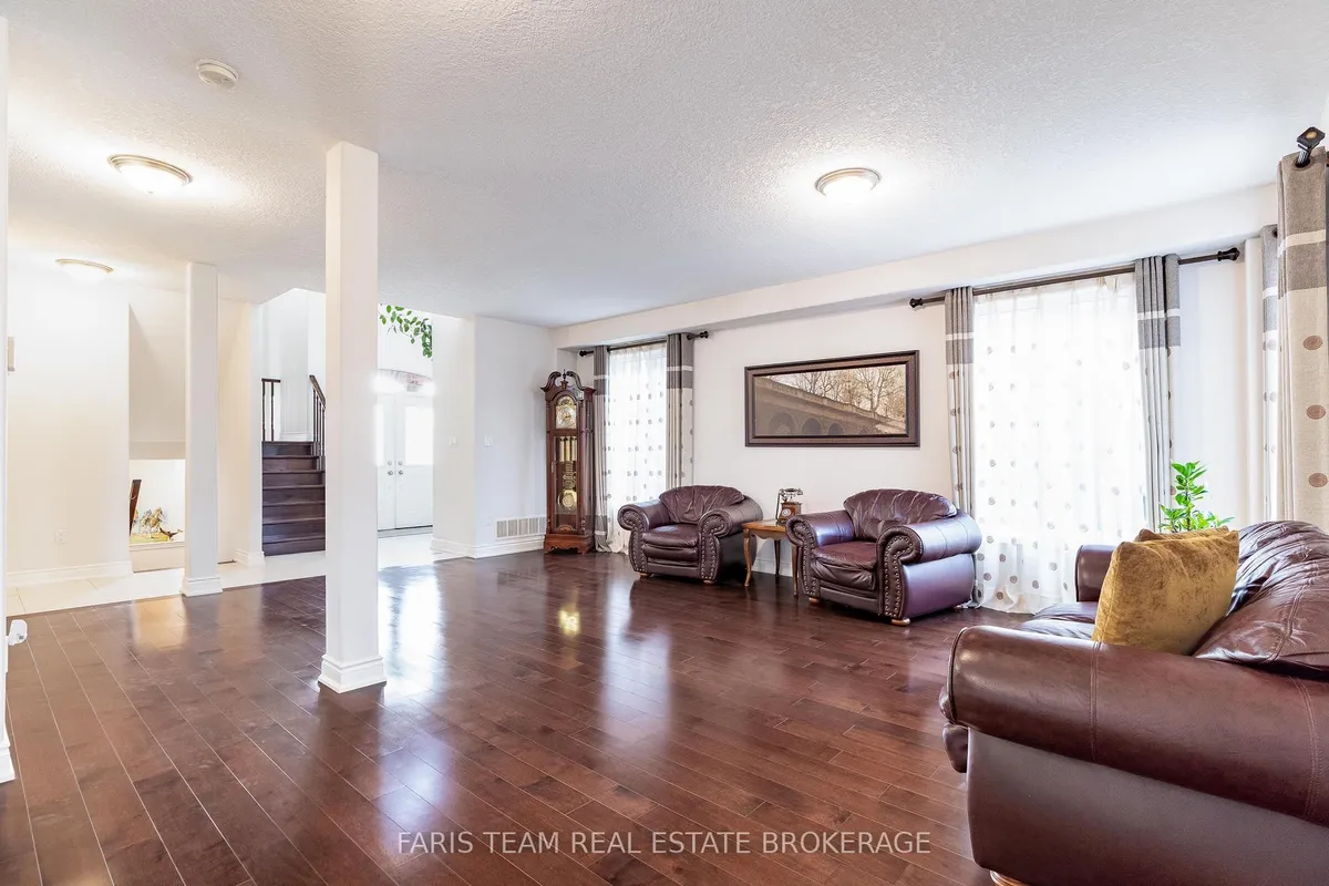 56 Jewel House Lane, ON L4M 0C4