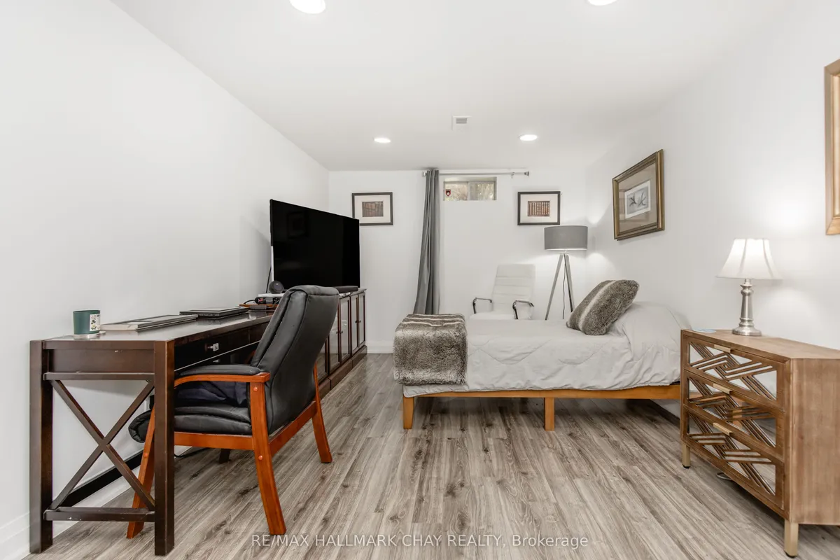 124 Brown Street, ON L4N 7V7