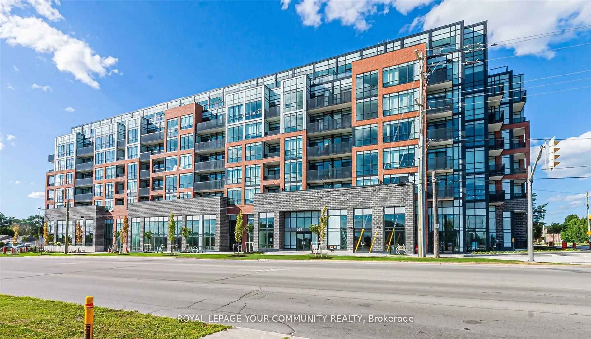 Condo Apartment 2 bedroom 2 bathroom at 681 Yonge Street in Barrie - MLS# S12590526