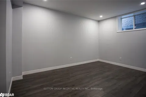 351 Edgehill Drive, Barrie, ON L4N 9X5
