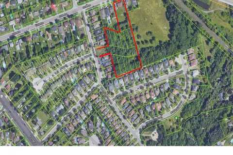 0000 POOLTON Lane, Barrie, ON L4N 2Z8