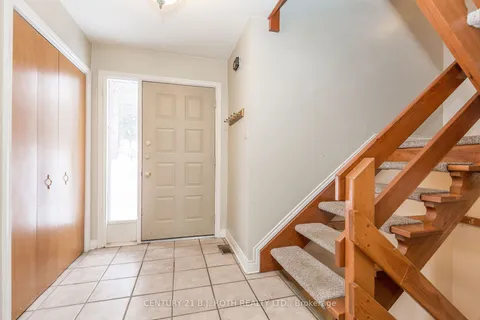 2695 Old Barrie Rd, Oro-Medonte, ON L3V 0K3