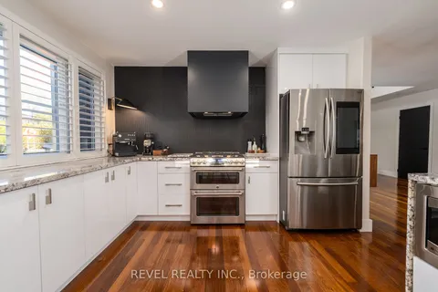 413 Codrington St, Barrie, ON L4M 1S9