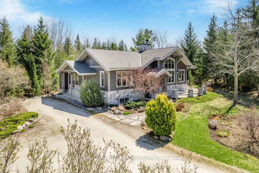 3 Robertson Crt, Clearview, ON L9Y 3Y9