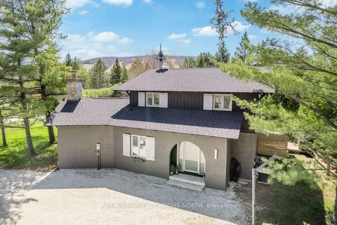 15 Newton Way, Clearview, ON L9Y 3Y9