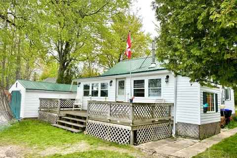 2644 Lakeshore Dr, Ramara, ON L0K 1B0