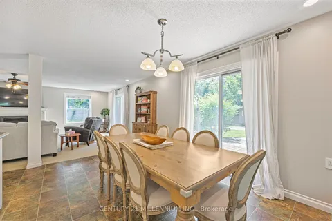 3326 Cleveland Ave, Severn, ON L3V 0V9