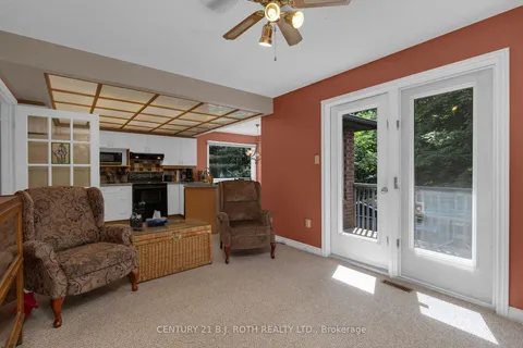 29 Layton Cres, Barrie, ON L4N 6G3