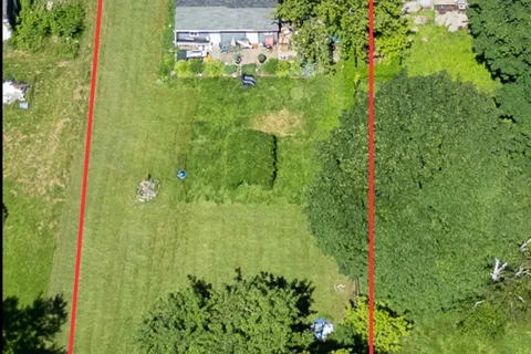374 Yonge Street, Barrie, ON L4N 4C8