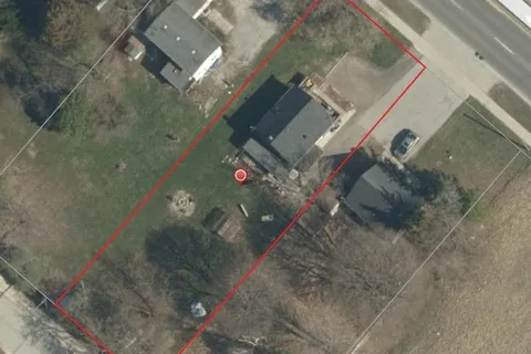 374 Yonge Street, Barrie, ON L4N 4C8