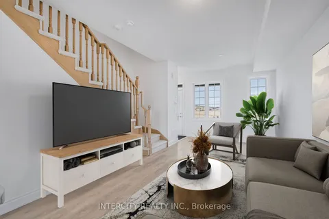 5 Carriage Lane, Wasaga Beach, ON L9Z 0L8