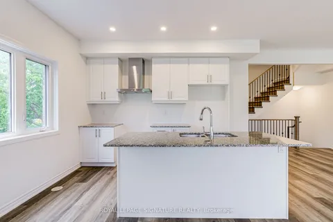 130 Elgin St, Orillia, ON L3V 8P7