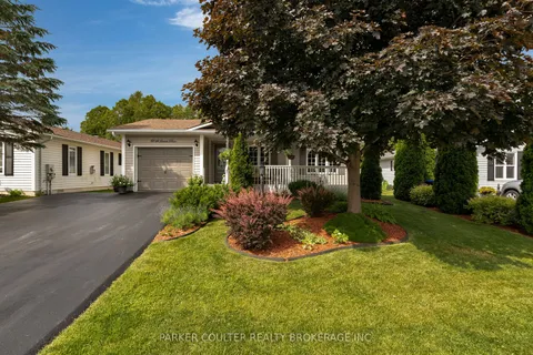 61 Saint James Pl, Wasaga Beach, ON L9Z 3A8