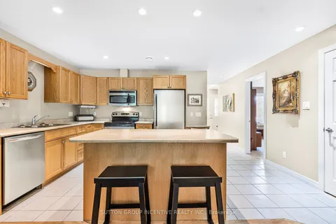 111 Meadow Lane, Wasaga Beach, ON L9Z 0A4