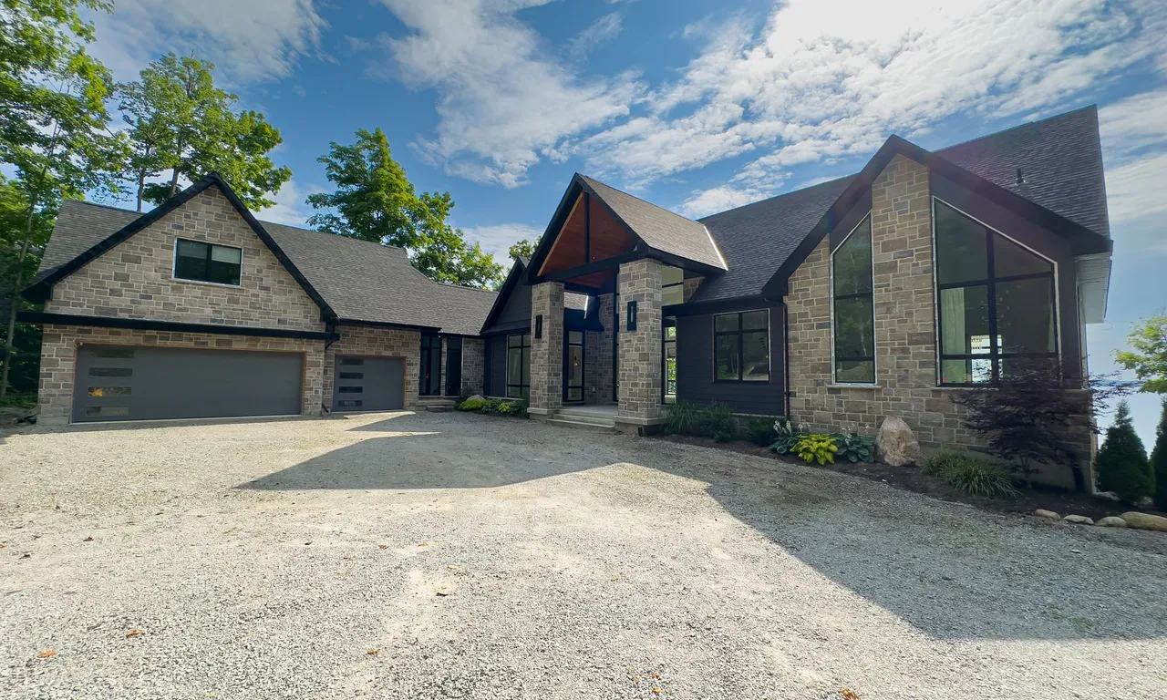 254 MELISSA Lane, Tiny, ON L9M 0T8